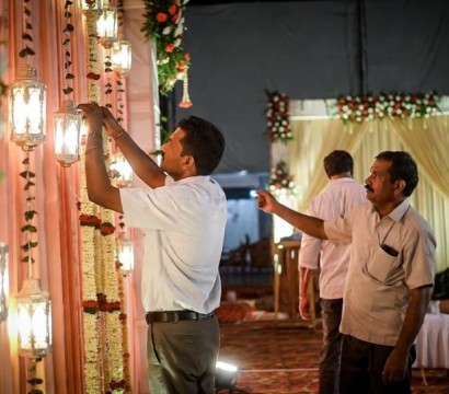 How Flowers Decorator In Bangalore Creates a Dreamy Mandap?